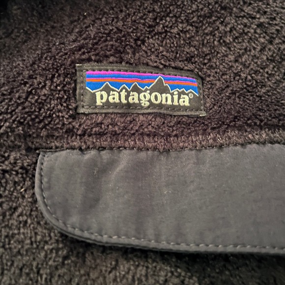 Black M Medium Patagonia Women's Patagonia Re-Tool Snap-T Fleece Pullover 0224! - Picture 3 of 11
